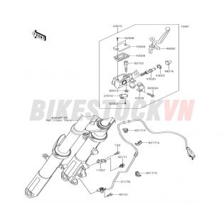 40 	CHASSIS FRONT MASTER CYLINDER