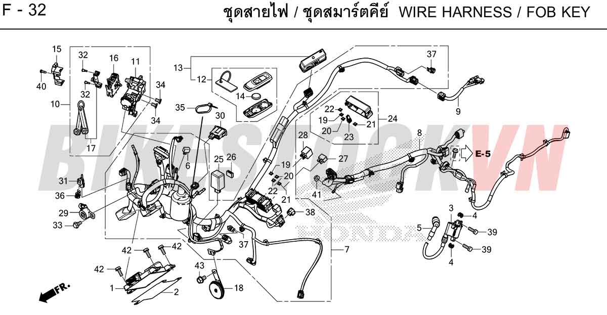 HONDA-ADV160-2022-TH-F-32.jpg