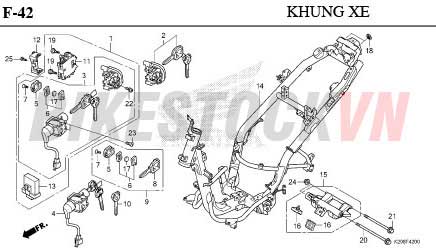 F-42_KHUNG XE